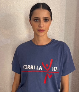 Corri la Vita 2025: la nuova maglia "bijou blue" per la ventitreesima edizione