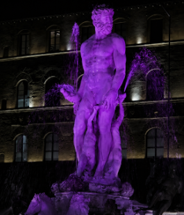 Fiorentina: i luoghi simbolo della citt&agrave; celebrano i 100 anni dalla fondazione del club