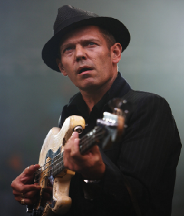Paul Simonon & The Royal Exchange in concerto alla Manifattura Tabacchi di Firenze
