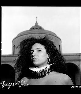 Todo Modo: il videoclip per la nuova combo di singoli della cantautrice toscana Jungle Julia