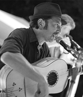 Enzo Mileo e Pasquale Rimolo in concerto a ingresso libero al Giardino delle Rose di Firenze