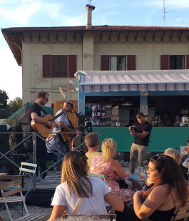 Factotum Duo in concerto a ingresso libero al Giardino delle Rose di Firenze
