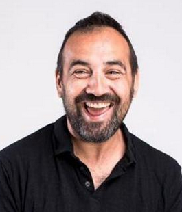 "Un anno vissuto pericolosamente" con Michele Crestacci alla Limonaia di Villa Strozzi