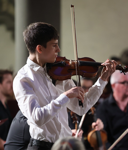 Leone Pini solista dell'Orchestra da Camera Fiorentina all'Auditorium di Santo Stefano al Ponte